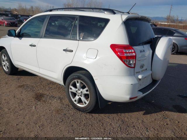 Toyota RAV4 Base V6 Image 6