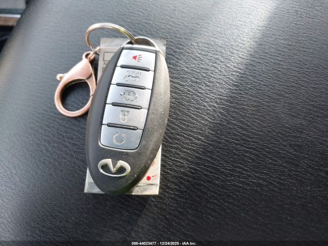 INFINITI Qx Image 16