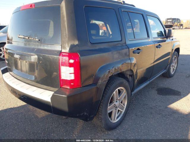 Jeep Patriot Sport Image 2