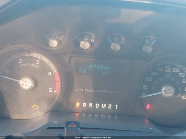 Ford F-250 Xlt Image 2