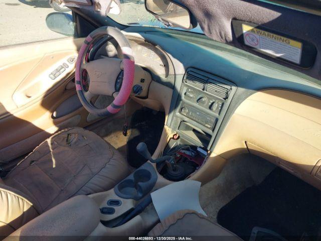 Ford Mustang Image 5