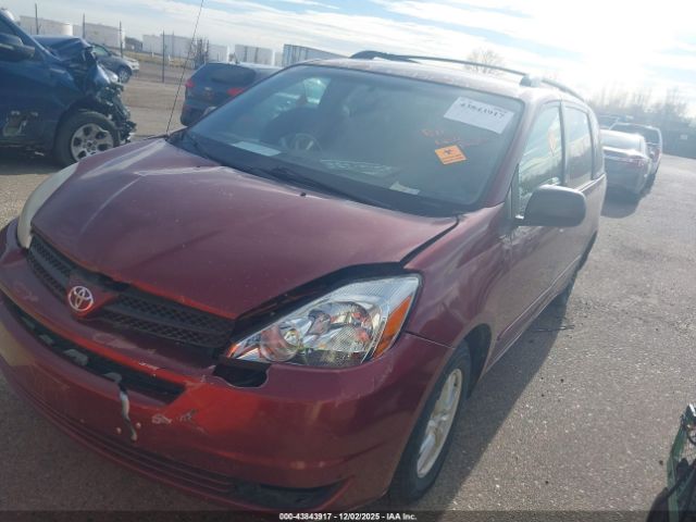 Toyota Sienna Le Image 5