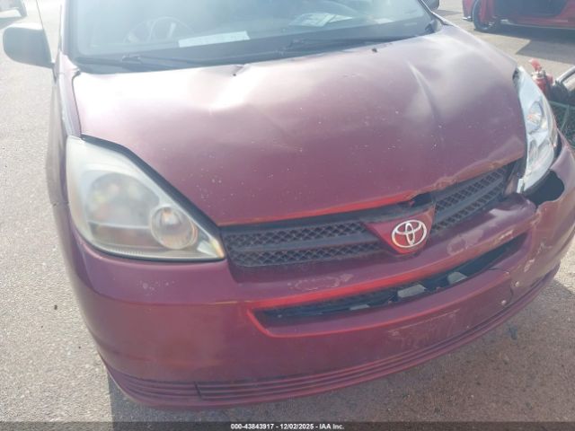 Toyota Sienna Le Image 7