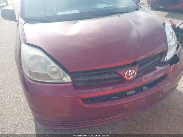 Toyota Sienna Le Image 7