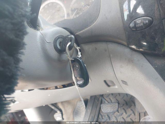 Toyota Sienna Le Image 9