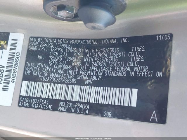 Toyota Sienna Le Image 10