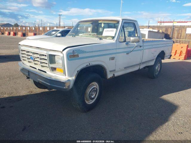 Ford F-250 Image 3