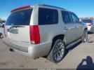Cadillac Escalade Standard Image 8