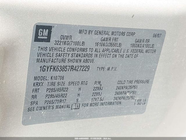 Cadillac Escalade Standard Image 4