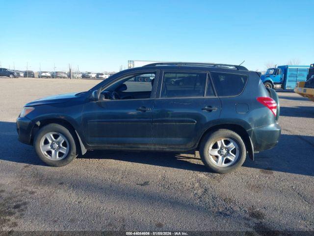 Toyota RAV4 Image 15