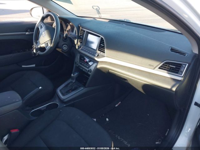 Hyundai ELANTRA Sel Image 12