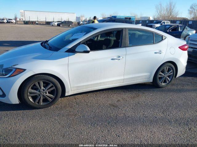 Hyundai ELANTRA Sel Image 4