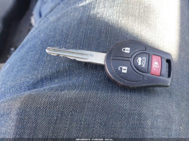 Nissan Versa 1.6 Sv Image 3