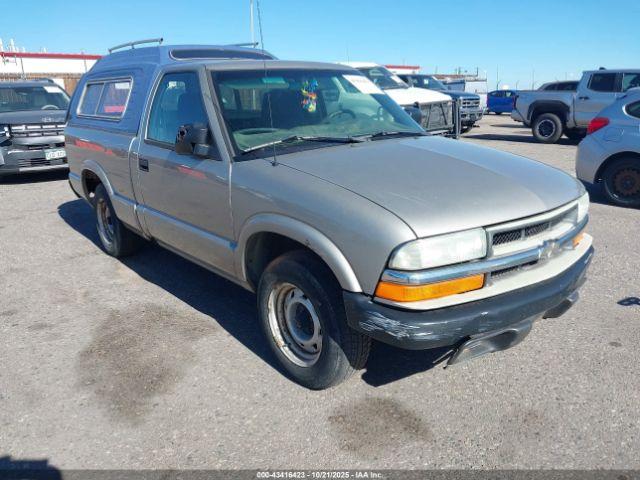  Salvage Chevrolet S-10