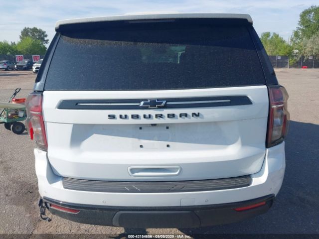 Chevrolet Suburban 4wd Z71 Image 9