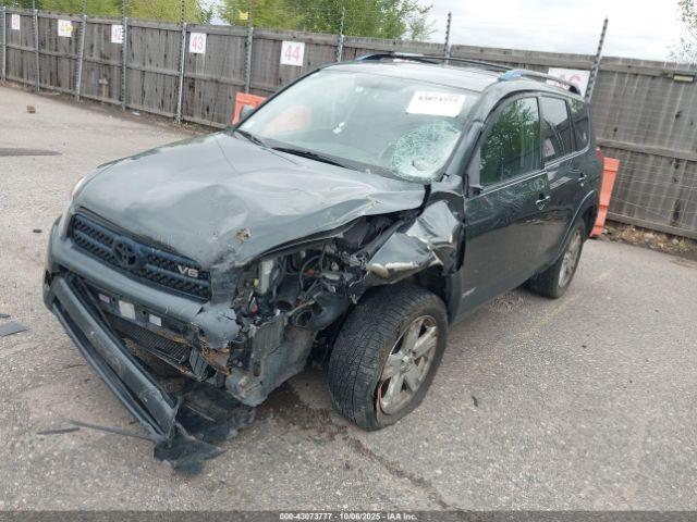 Toyota RAV4 Sport V6 Image 6