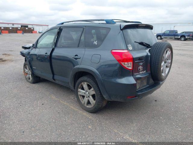 Toyota RAV4 Sport V6 Image 14