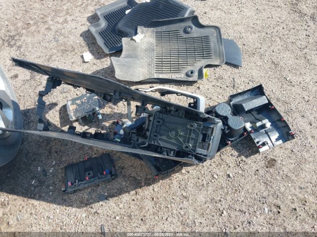 Toyota RAV4 Sport V6 Image 9