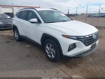  Salvage Hyundai TUCSON