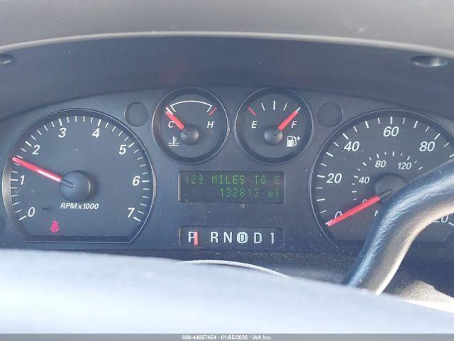 Ford Taurus Se Image 6