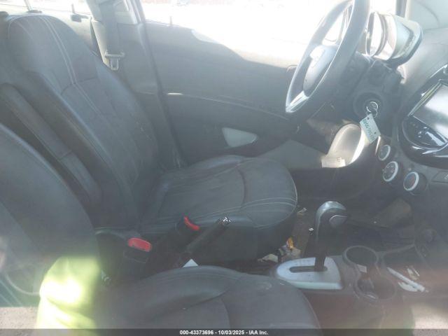 Chevrolet Spark 1lt Cvt Image 4