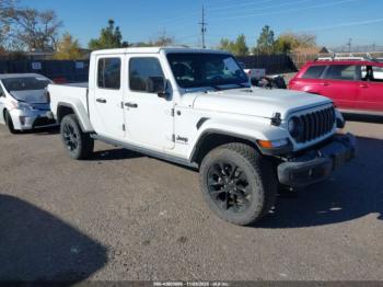  Salvage Jeep Gladiator