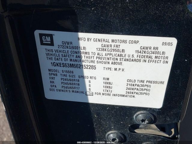 GMC Envoy Denali Image 7