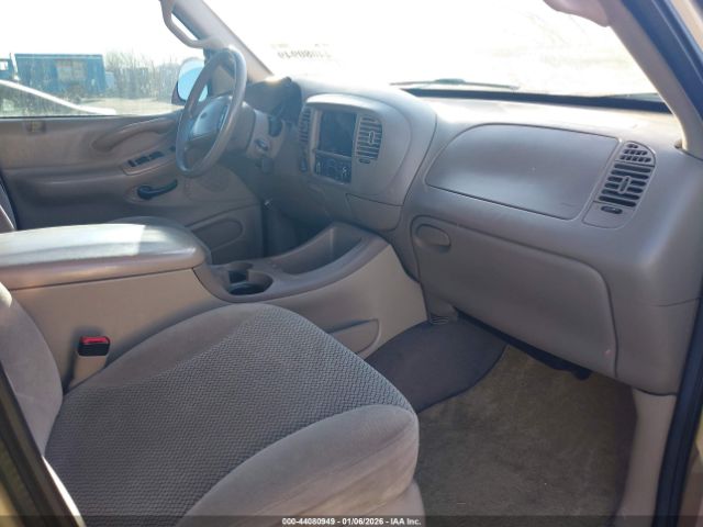 Ford Expedition Xlt Image 7