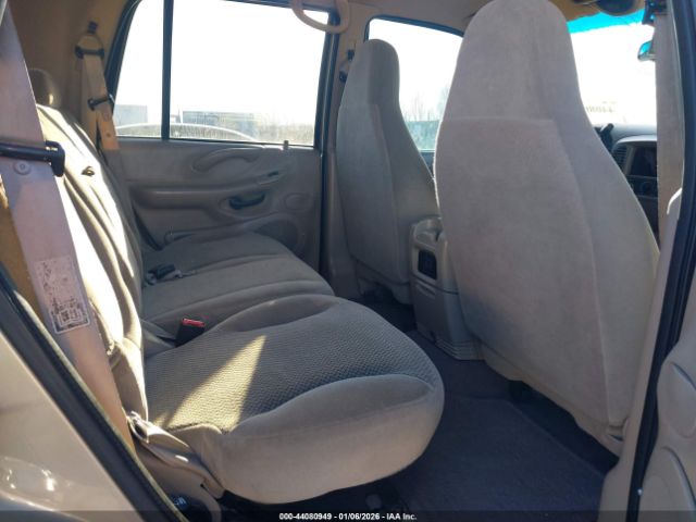 Ford Expedition Xlt Image 9