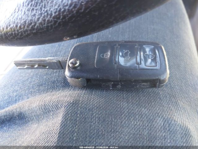 Volkswagen Beetle Se Image 11