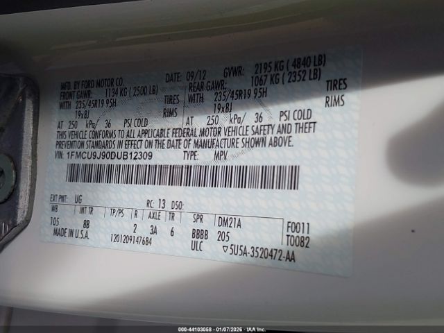 Ford Escape Titanium Image 9