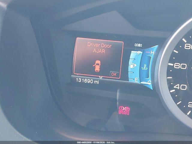 Ford Explorer Limited Image 7