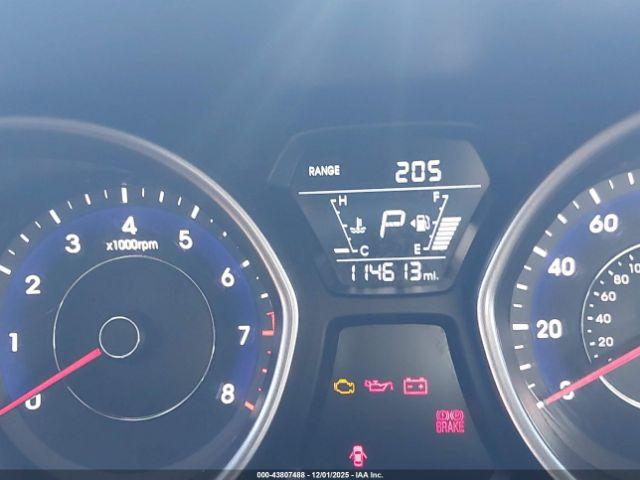 Hyundai ELANTRA Se Image 6