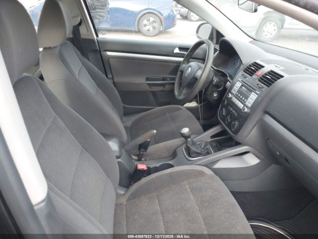 Volkswagen Jetta S Image 10