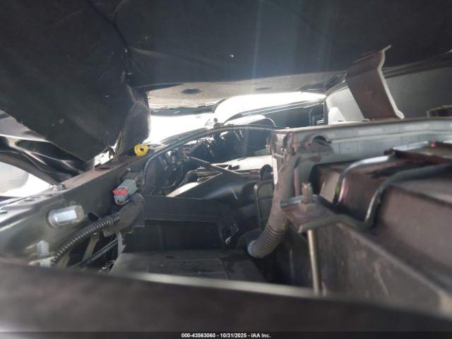 Chevrolet Equinox Awd Premier 2.0l Turbo Image 9