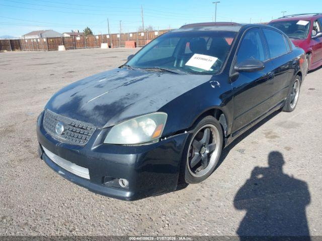 Nissan Altima 3.5 Se-r Image 10