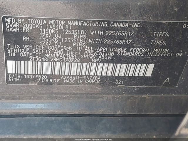 Toyota RAV4 Le Image 11