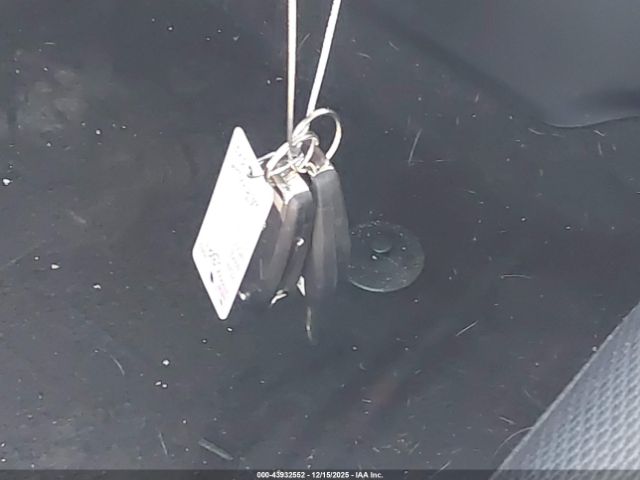 Chevrolet Cruze Ls Auto Image 10