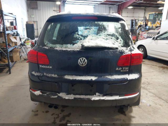 Volkswagen Tiguan S Image 14