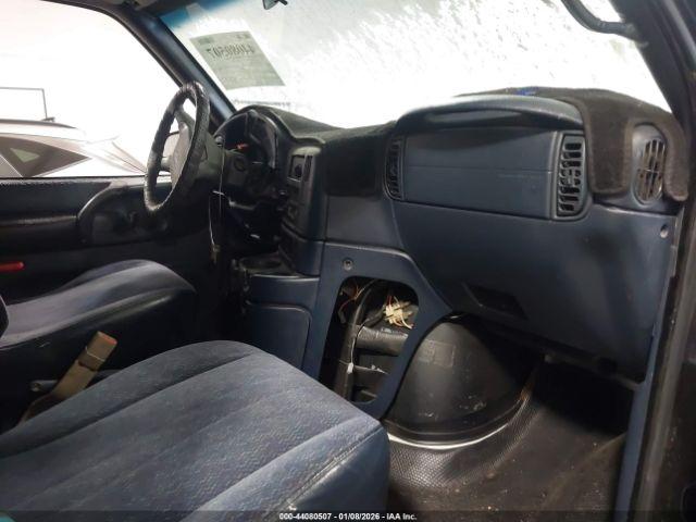 Chevrolet Astro Image 5