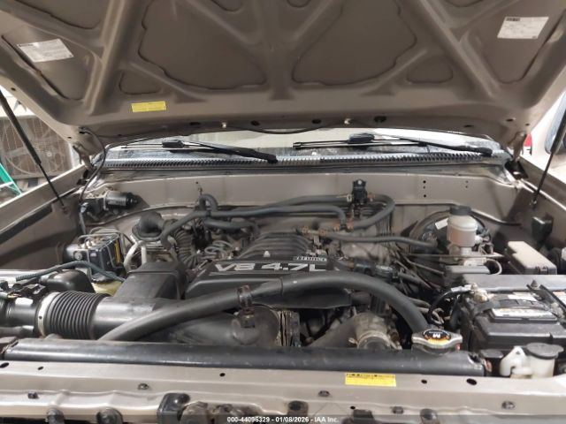 Toyota Sequoia Sr5 V8 Image 2