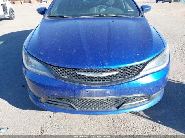 Chrysler 200 S Image 4